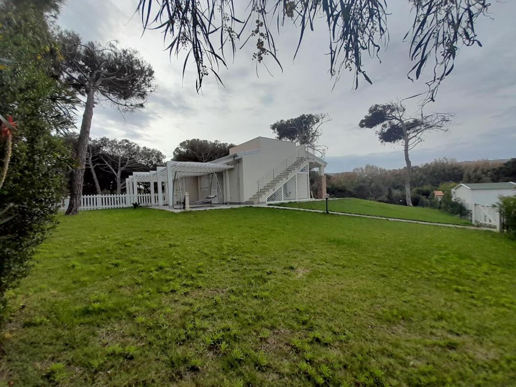 Casa Kia - 2 Camere Da Letto - Pet Friendly Valledoria Kültér fotó