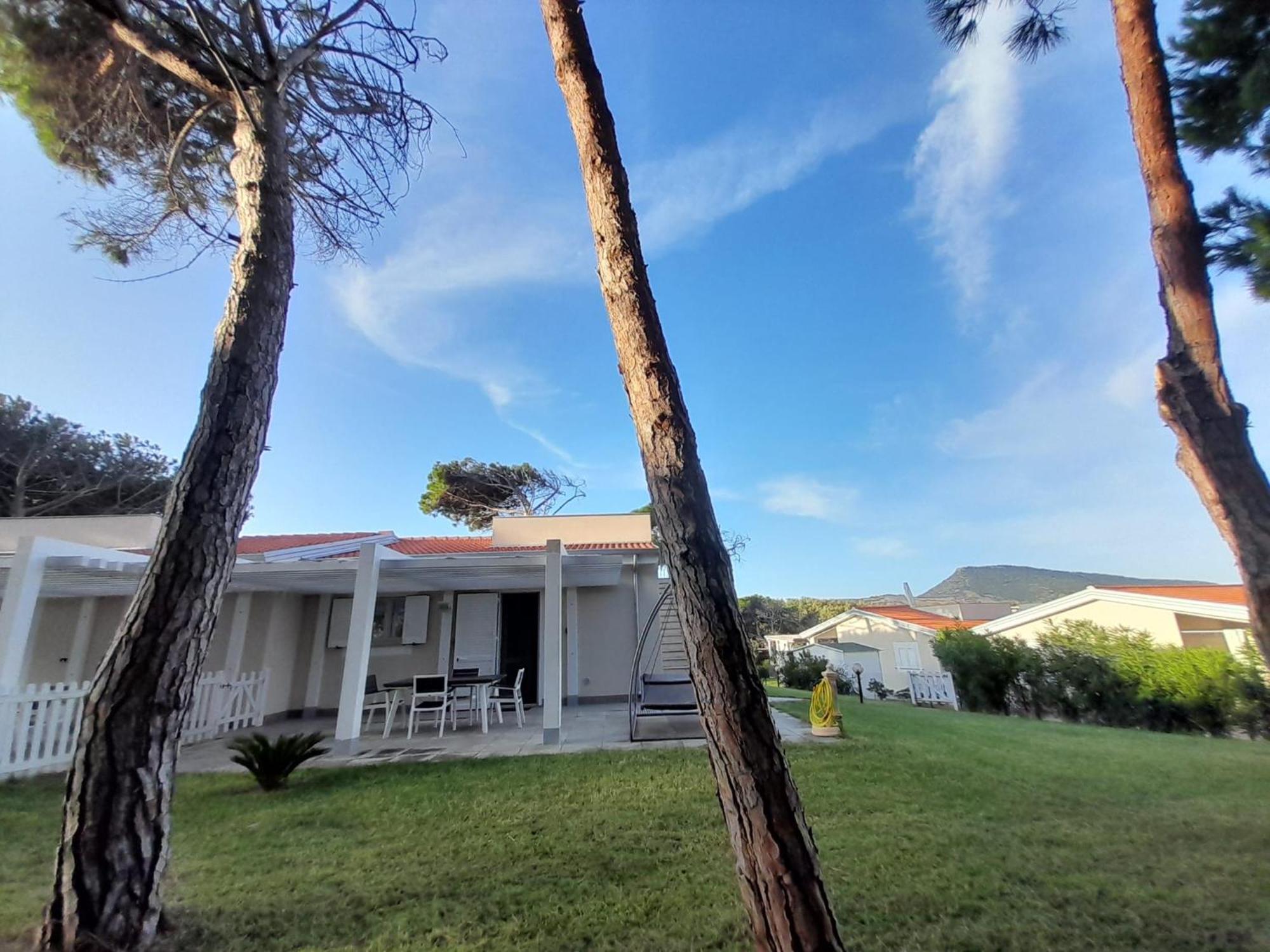 Casa Kia - 2 Camere Da Letto - Pet Friendly Valledoria Kültér fotó